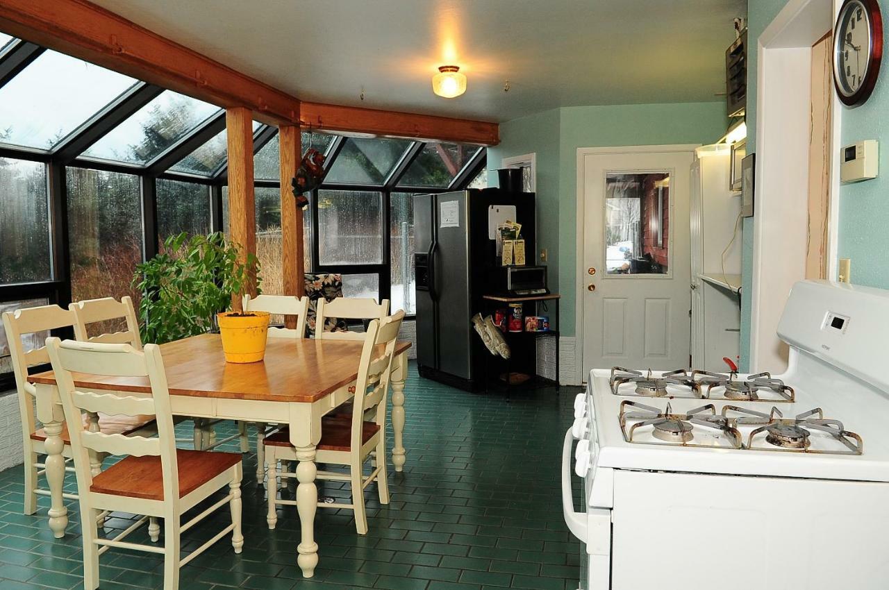 Cranky Crow Bed & Breakfast Kodiak Extérieur photo