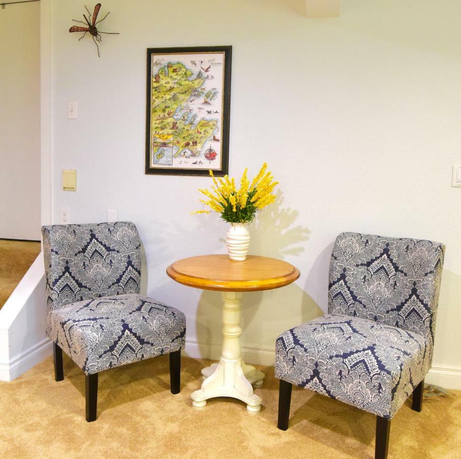 Cranky Crow Bed & Breakfast Kodiak Extérieur photo